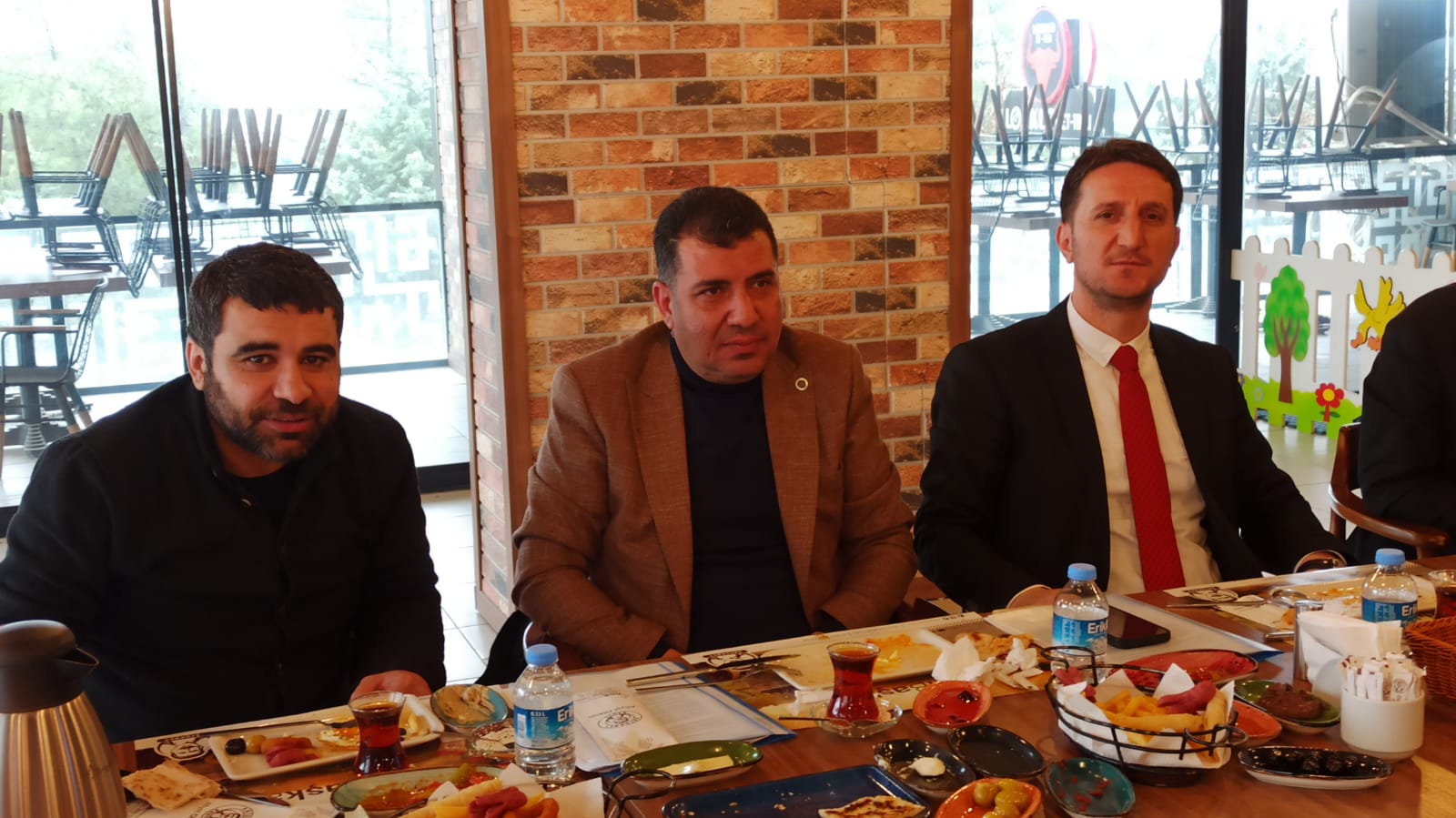 Hamza Arslan, Ak Parti’nin milletvekili aday adayı olarak başvurusunu yaptı