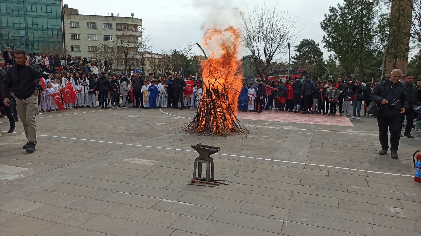 Siirt’te Nevruz Etkinlikleri ve Bahar Şenlikleri Coşkuyla Kutlandı