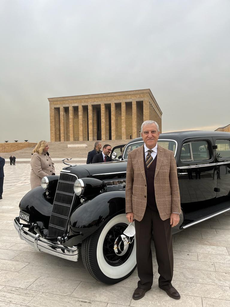 Hemşerimiz Emekli Tuğgeneral Bedük’te Katkıda Bulundu Atamızın Emanetleri Yenilendi