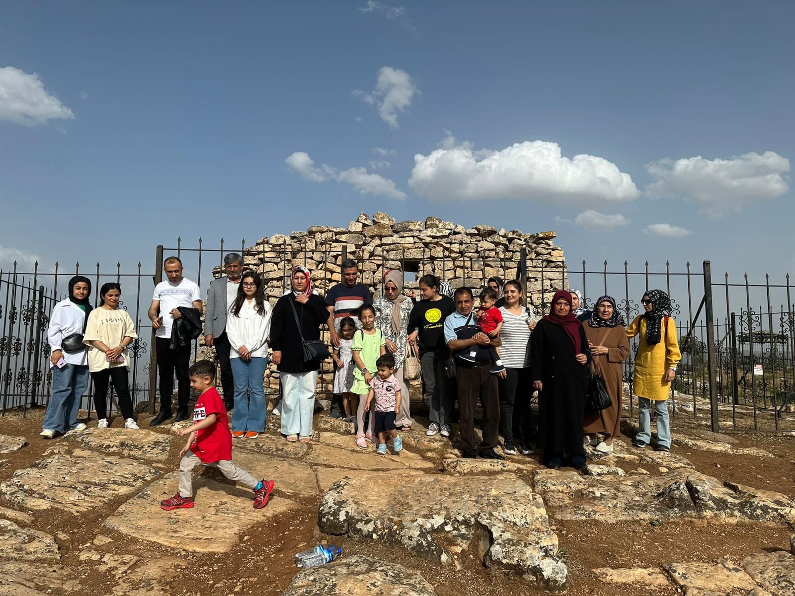 Siirt Belediyesi, Depremzede Aileleri Tillo Kültür Gezisi’nde Buluşturdu