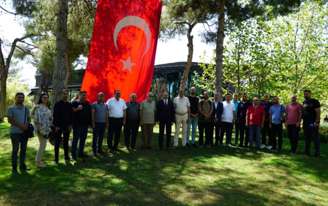 ‘Vali Dr.Kızılkaya’dan Basınla Tanışma Toplantısı’