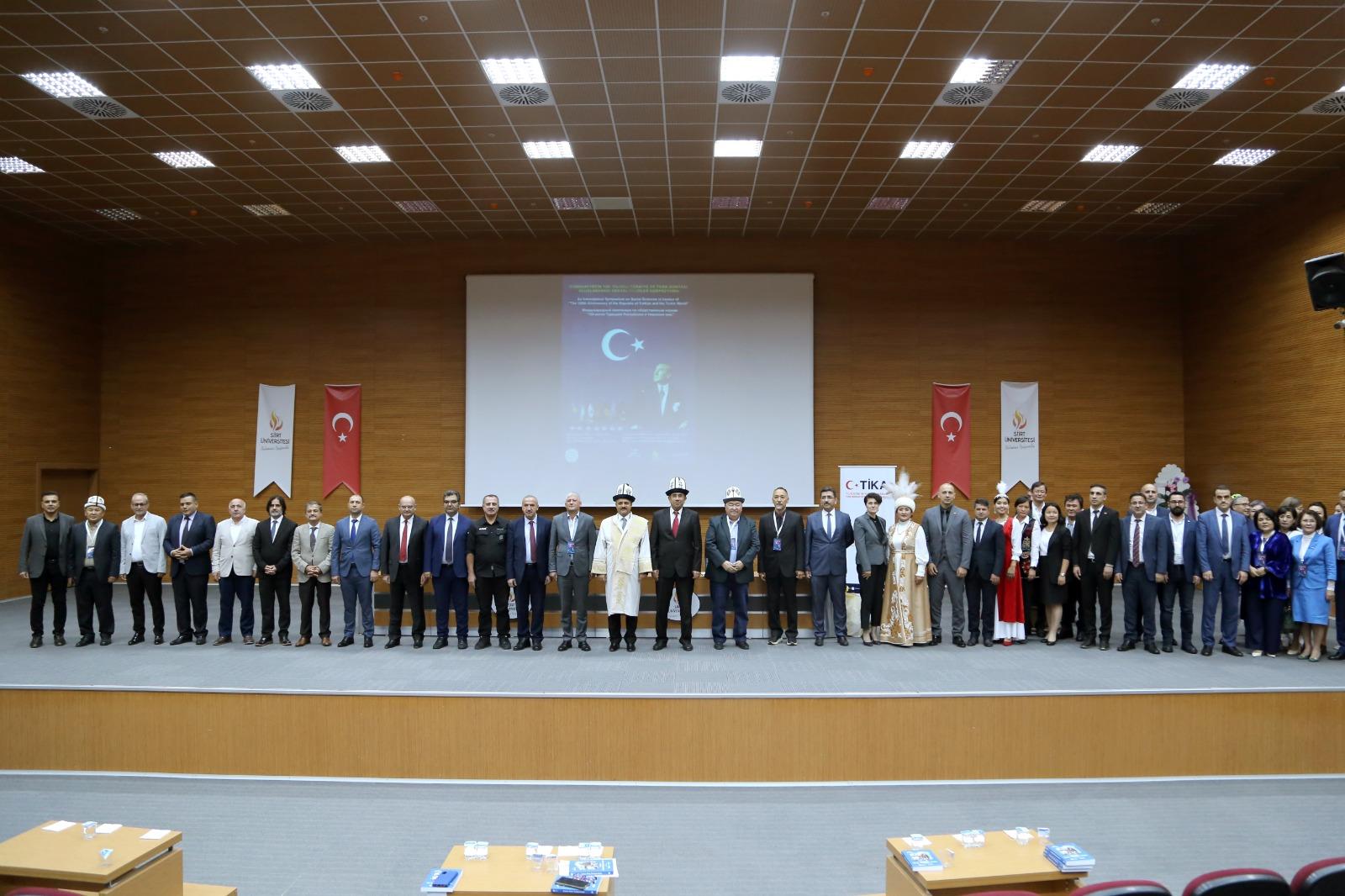 Siirt Üniversitesi’nde Cumhuriyetin 100. Yılında Türkiye ve Türk Dünyası Uluslararası Sosyal Bilimler Sempozyumu Gerçekleştirildi!