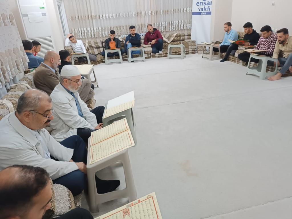 Beddualar İsrail Yöneticilerine; Dualar Filistin’e!