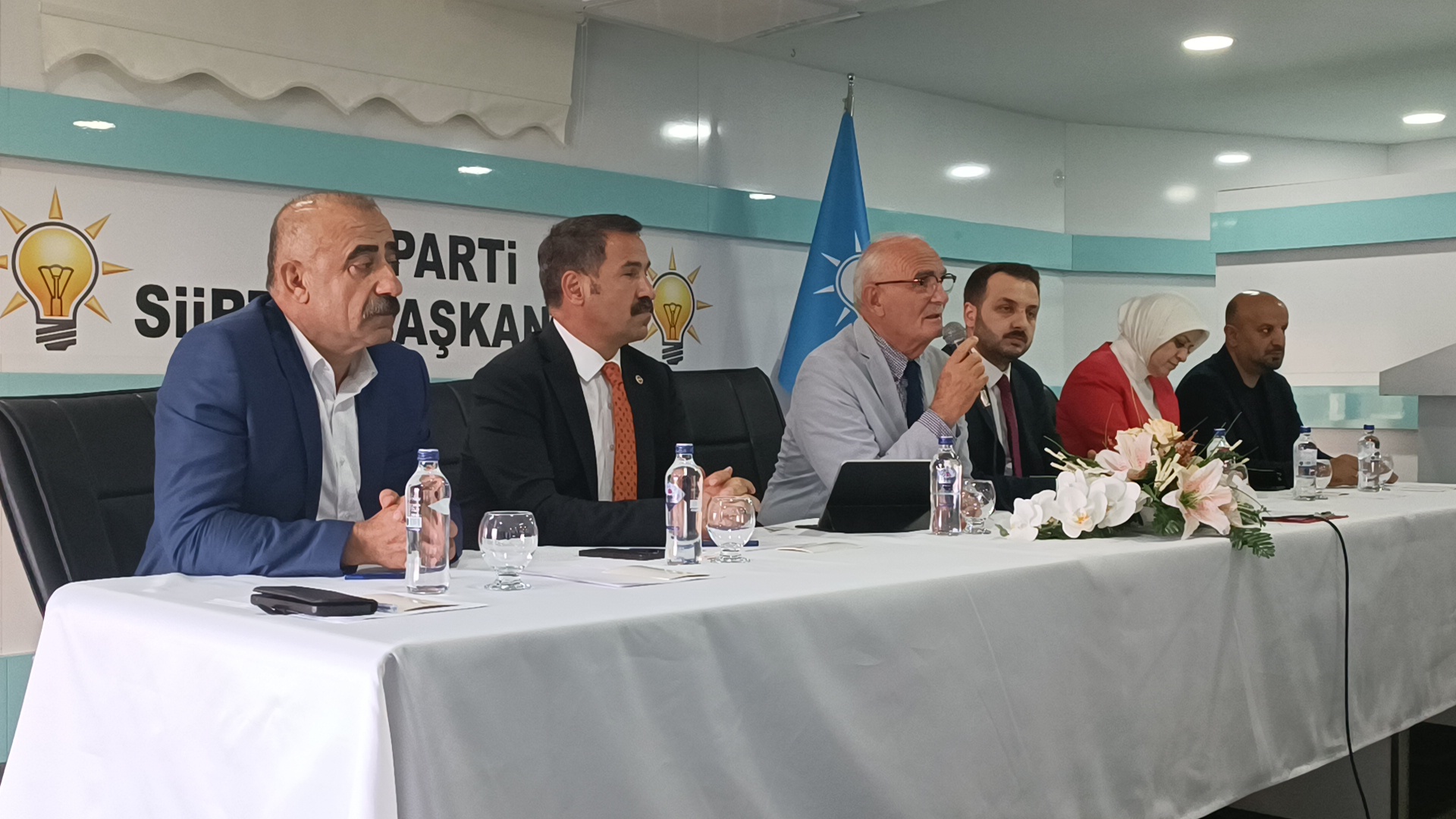 Ak Parti’de Yerel Seçim Değerlendirmesi