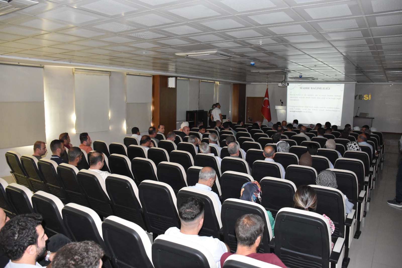 Belediyeden “Maddeye Hayır de” Konferansı