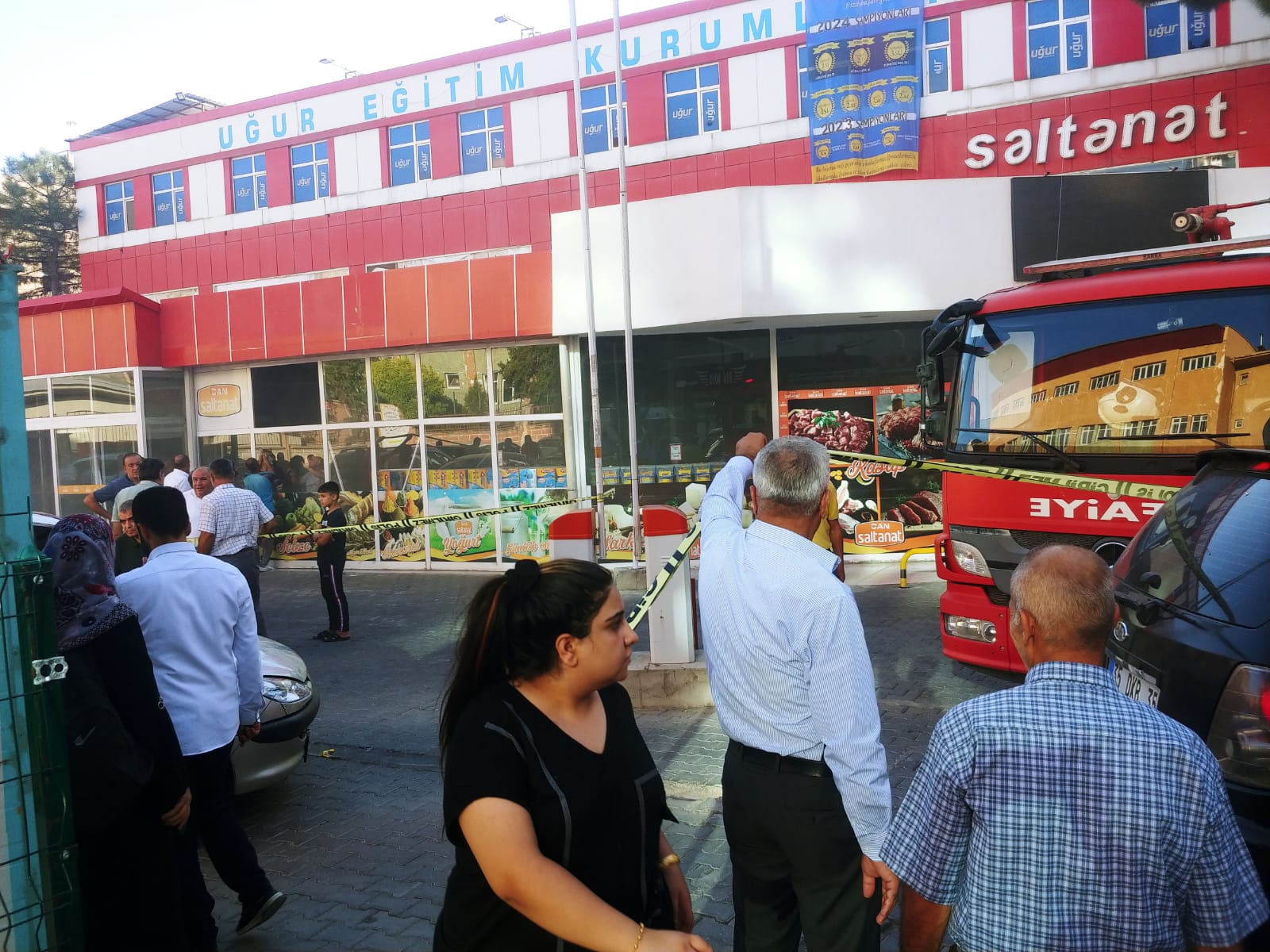 Siirt’te Süper Markette Yangın