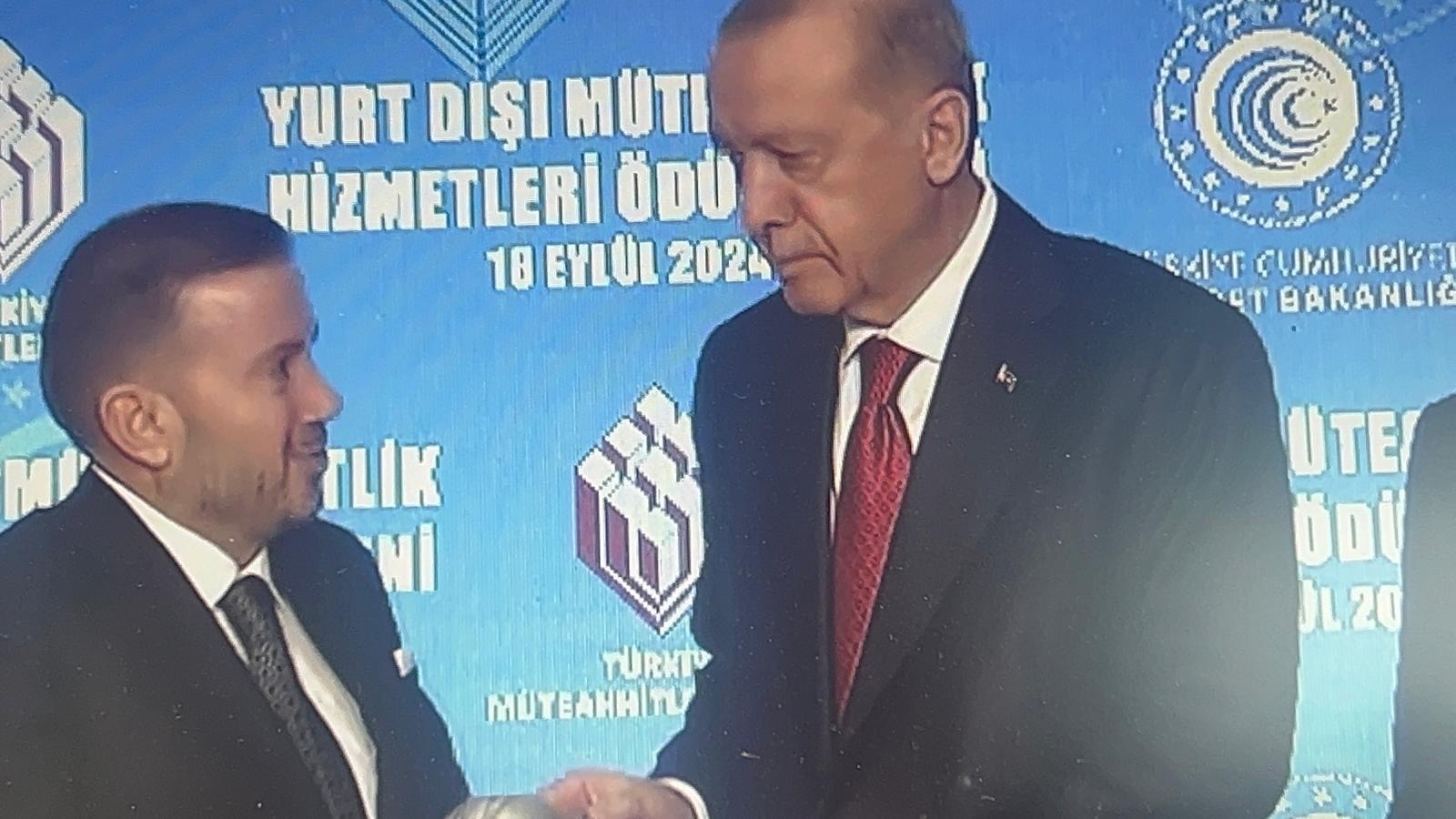 Cumhurbaşkanı Erdoğan, Kuzu Grup’a “Yurtdışı Müteahhitlik Hizmetleri Başarı Ödülü” Verdi