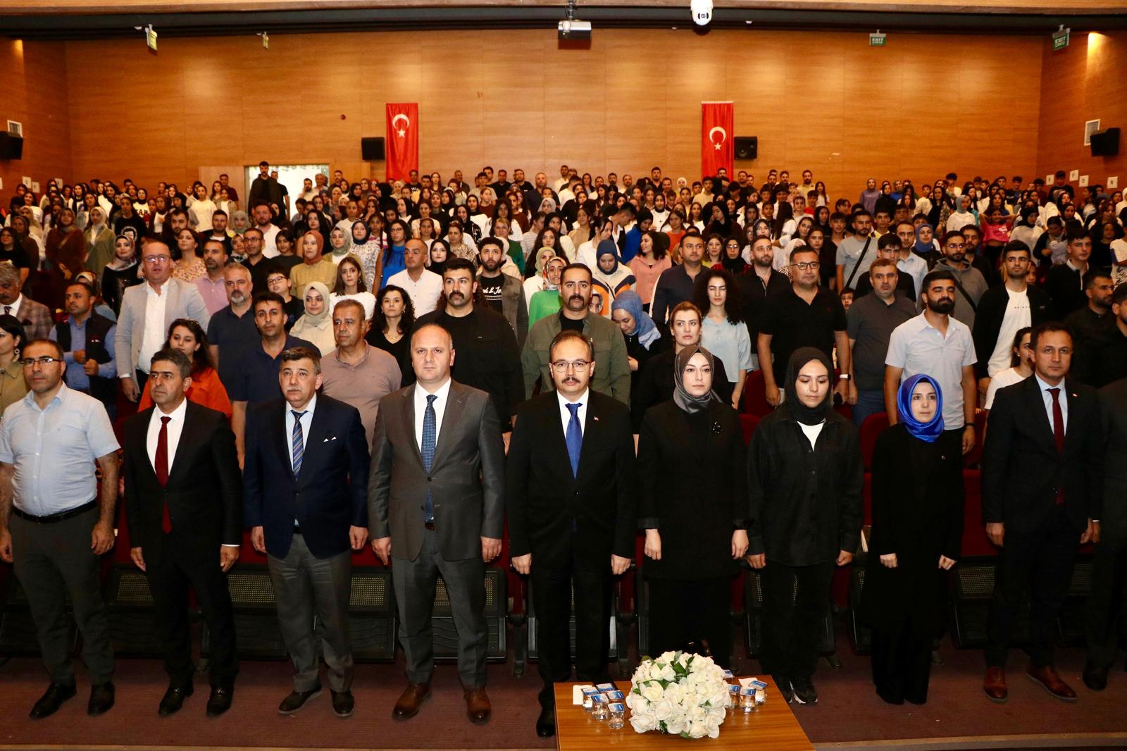 Siirt’te “Türkülerle 15 Temmuz” Anma Programı Düzenlendi