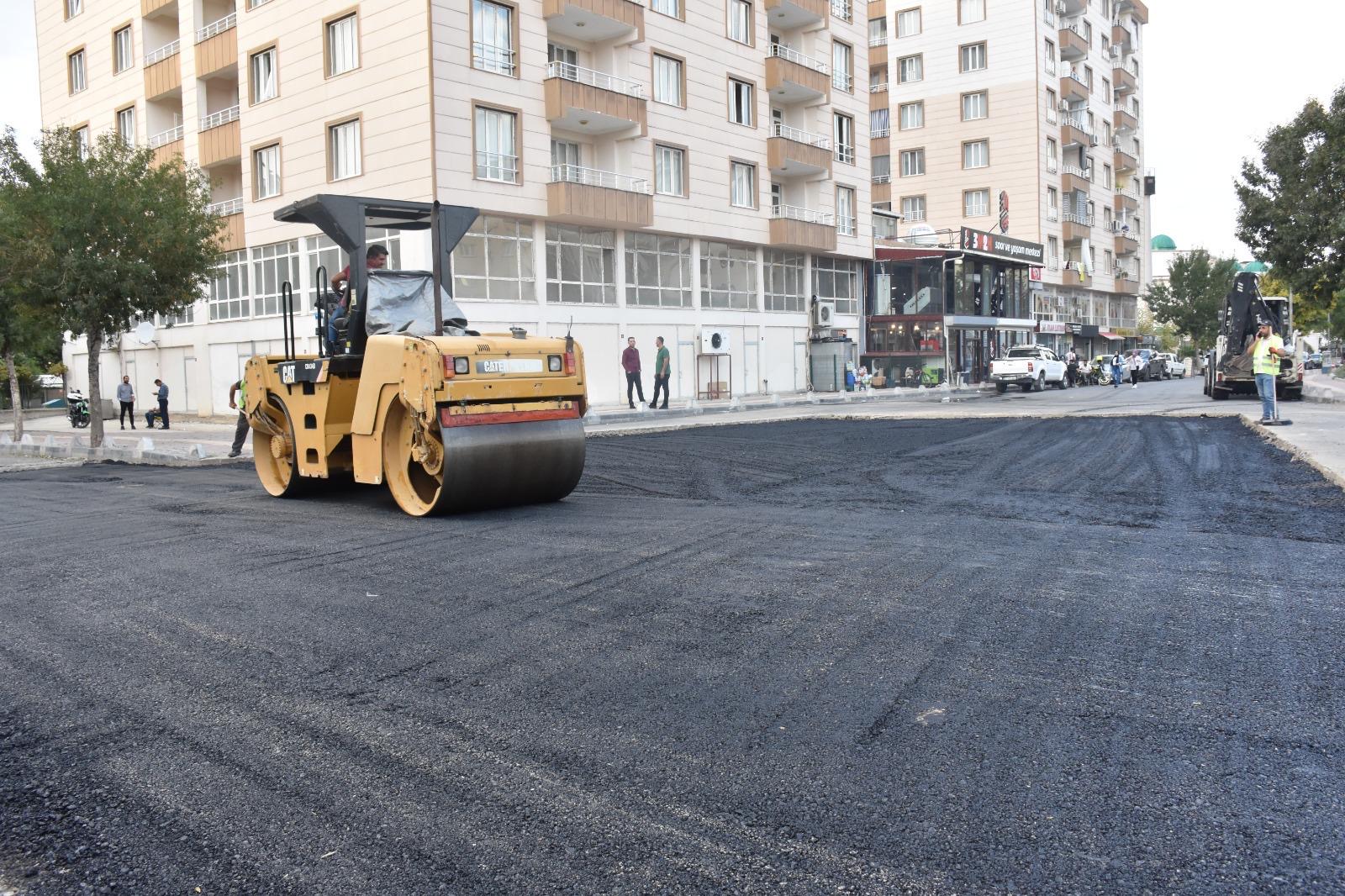 Siirt’te Asfalt Yama Çalışmaları Sürüyor