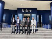 Vali Dr. Kemal Kızılkaya, Bitlis’te Kiler İplik Fabrikasını Ziyaret Etti