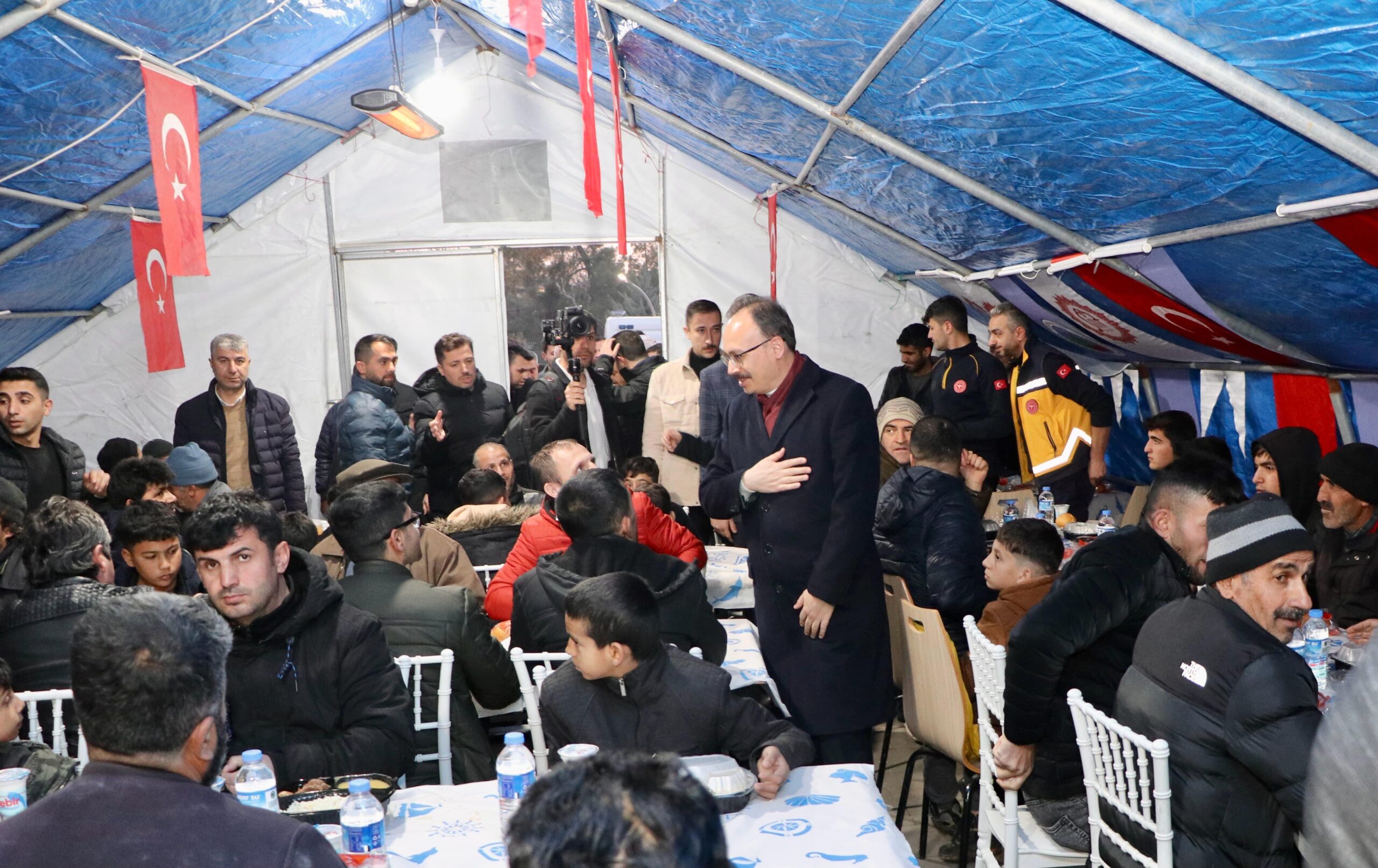 İlk İftarını Vatandaşlarla Birlikte Açan Vali Kızılkaya: “Allah, Birliğimizi Ve Beraberliğimizi Daim Etsin”