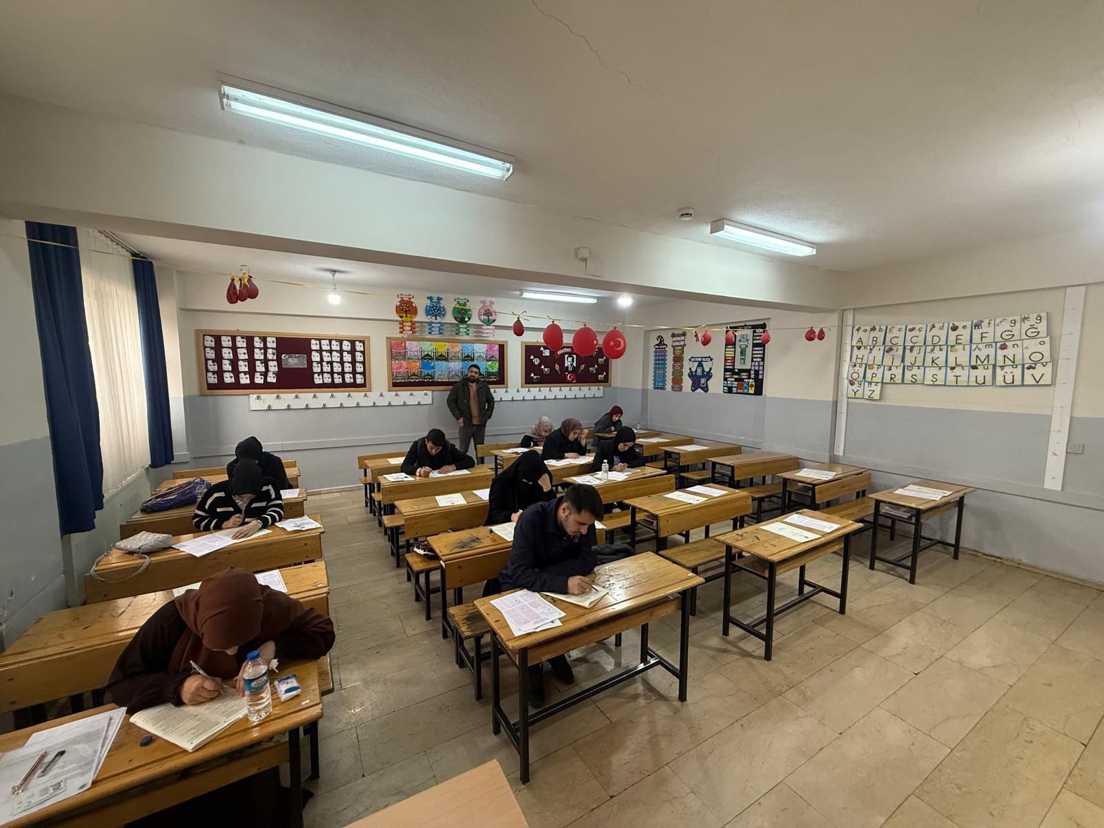 Siirt’te Öğrenciler İçin Umre Ödüllü Bilgi Yarışması Düzenlendi