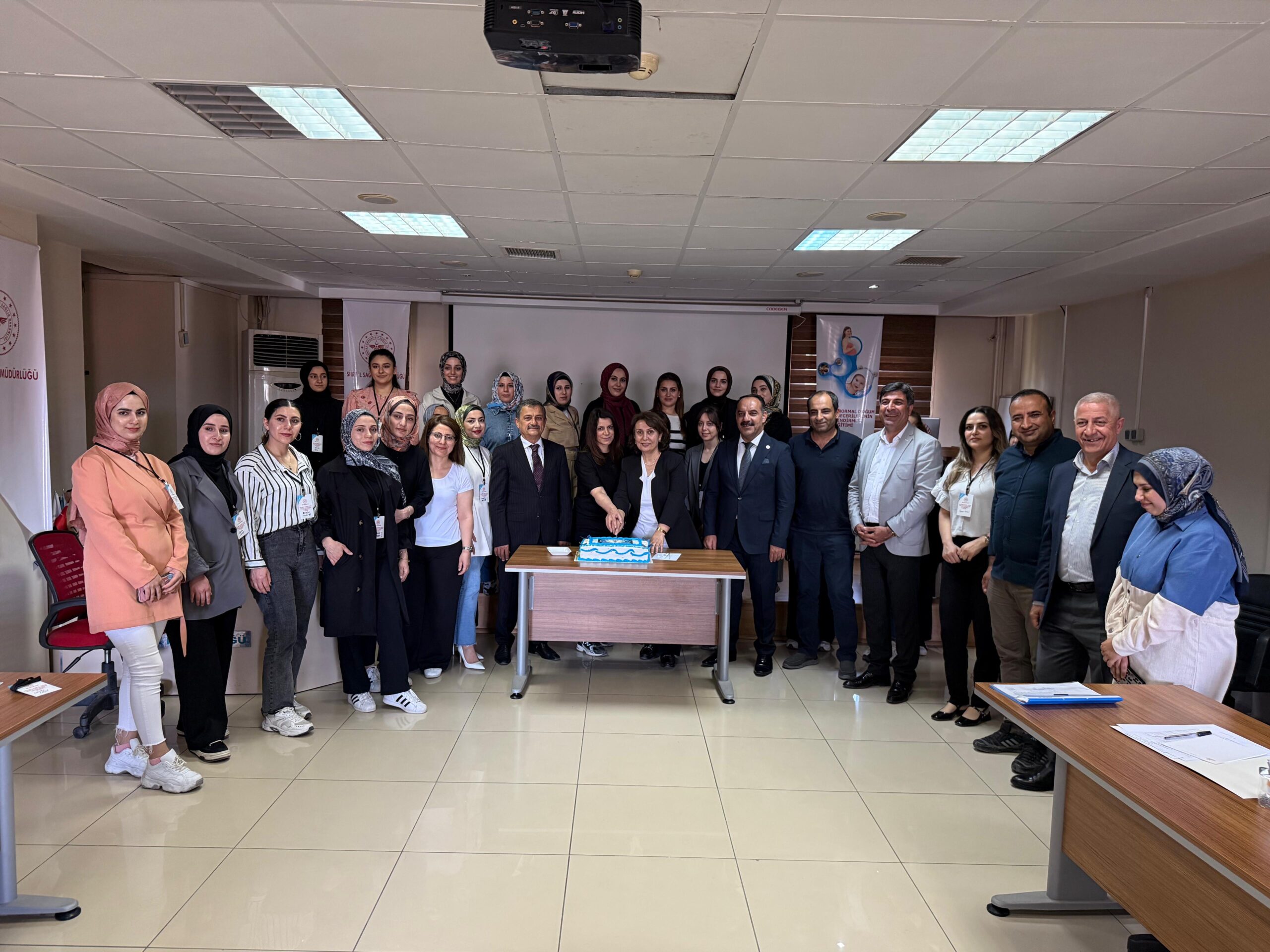 Siirt’te Ebeler Günü Kutlandı