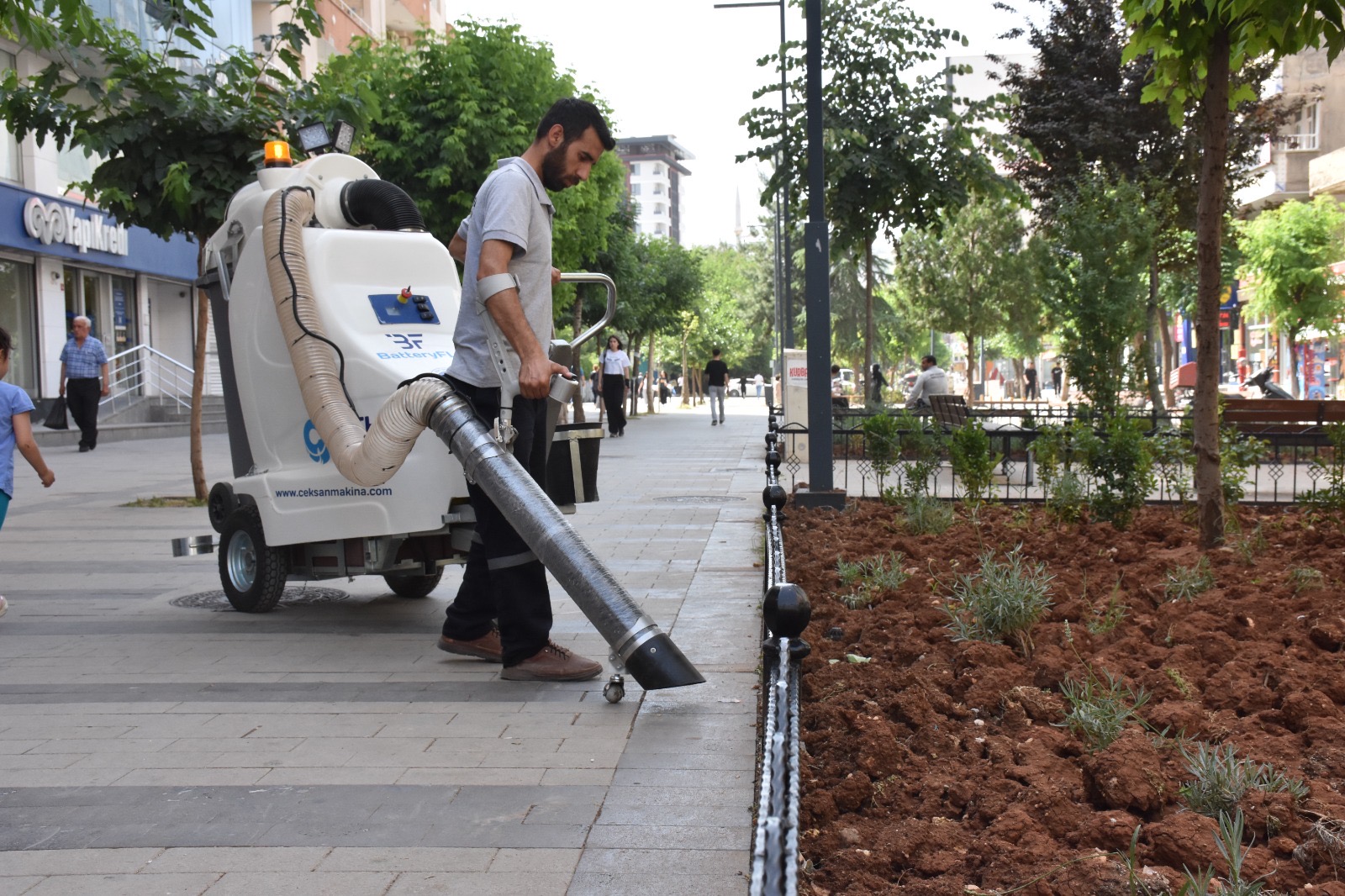 Siirt Belediyesi’nden Yeni Çevre Dostu Temizlik Uygulaması!
