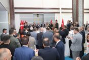 Vali ve Belediye Başkan V. Dr. Kemal Kızılkaya, İl Protokolü Ve Vatandaşlarla Bayramlaştı