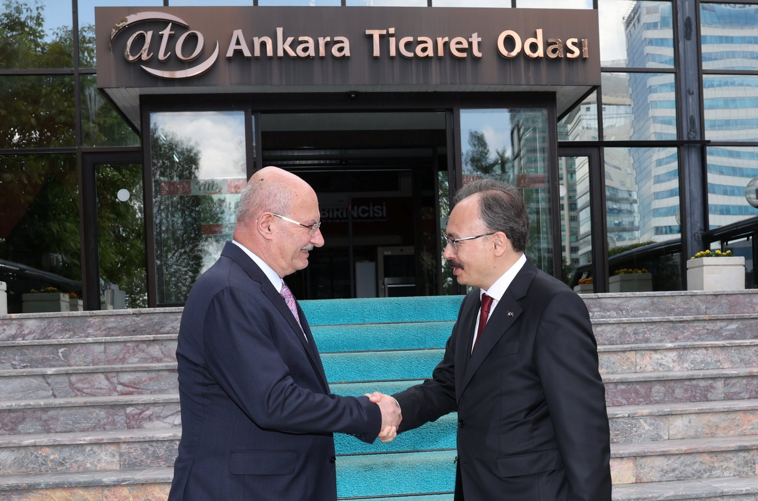 Siirt Valisi Dr. Kemal Kızılkaya’dan ATO Başkanı Hemşehrimiz Gürsel Baran’a Ziyaret