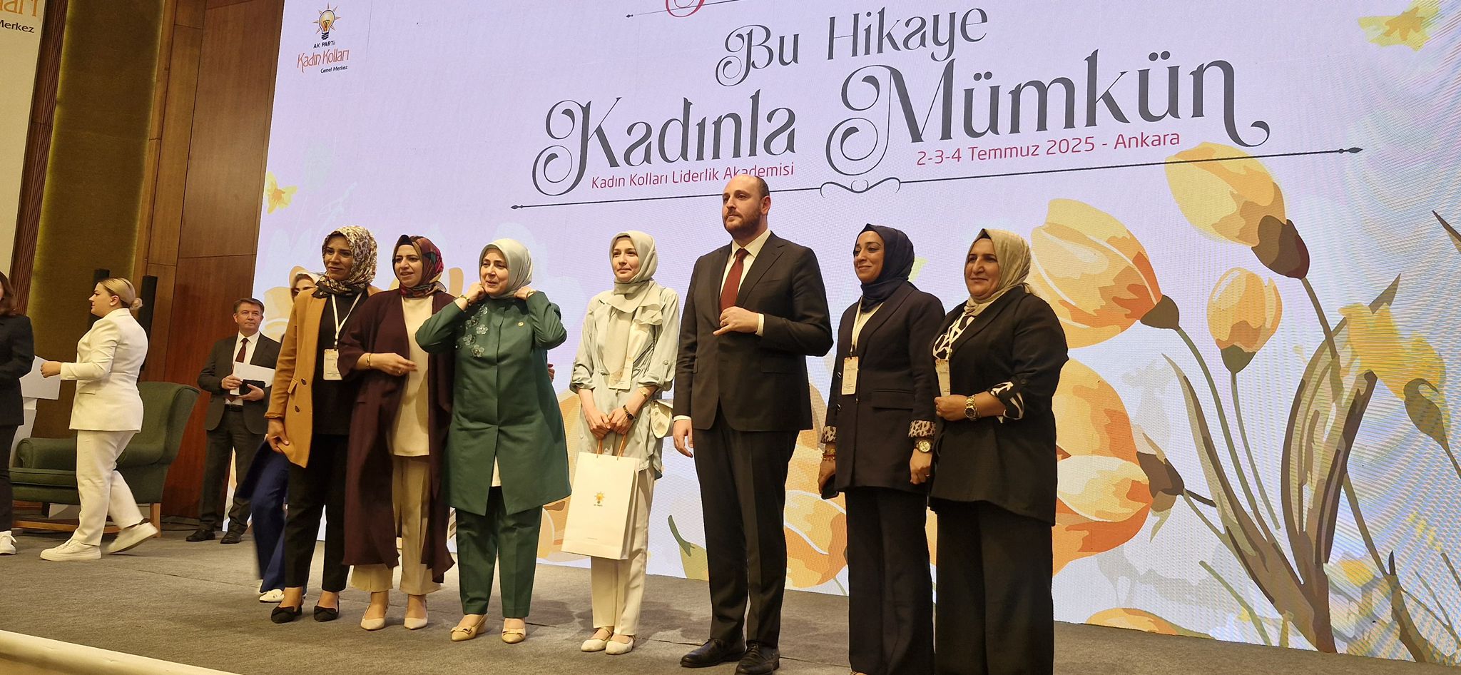 Siirt AK Parti Kadın Kolları Türkiye Üçüncüsü Oldu