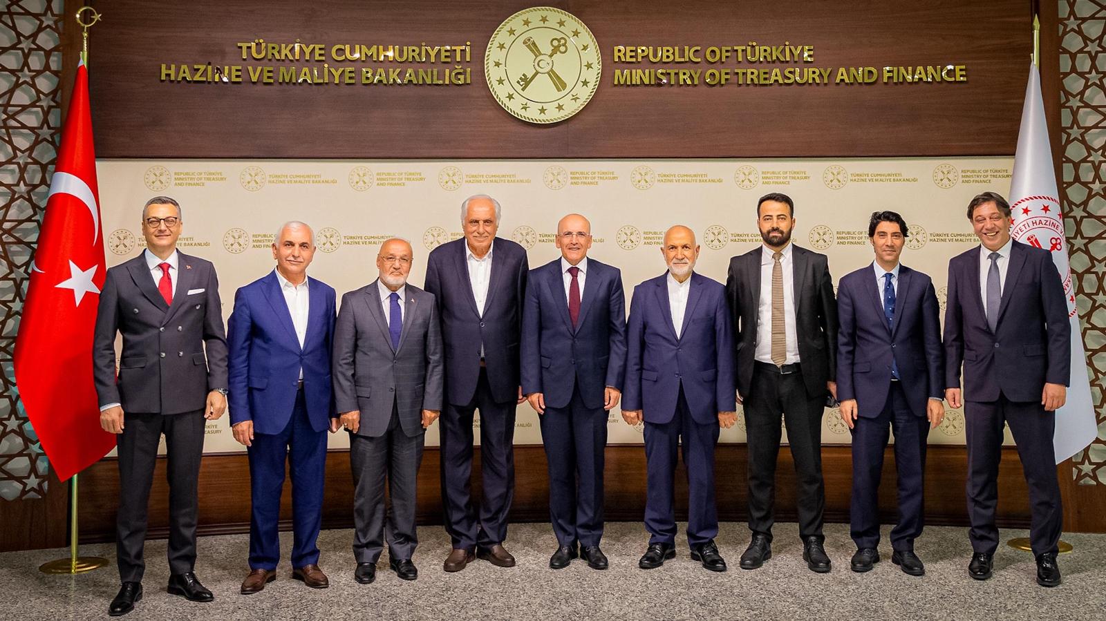Siirt Vakfı Ankara Şubesi’nden Maliye ve Hazine Bakanı Sayın Mehmet Şimşek’e Ziyaret