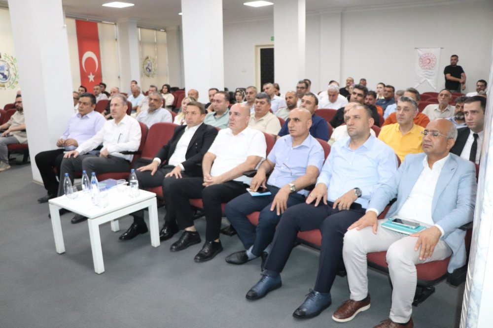 Siirt TSO’da Türkiye Yüzyılı Kalkınma Hamlesi ve Yeni Teşvik Sistemi Toplantısı Gerçekleştirildi