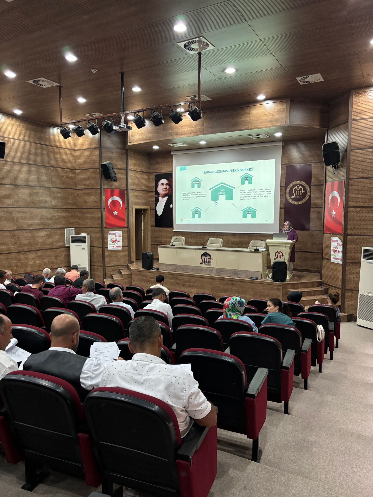 Merkeze Bağlı Köy Muhtarlarına Saha Elçileri Eğitimi ve KKKA Farkındalık Semineri Verildi