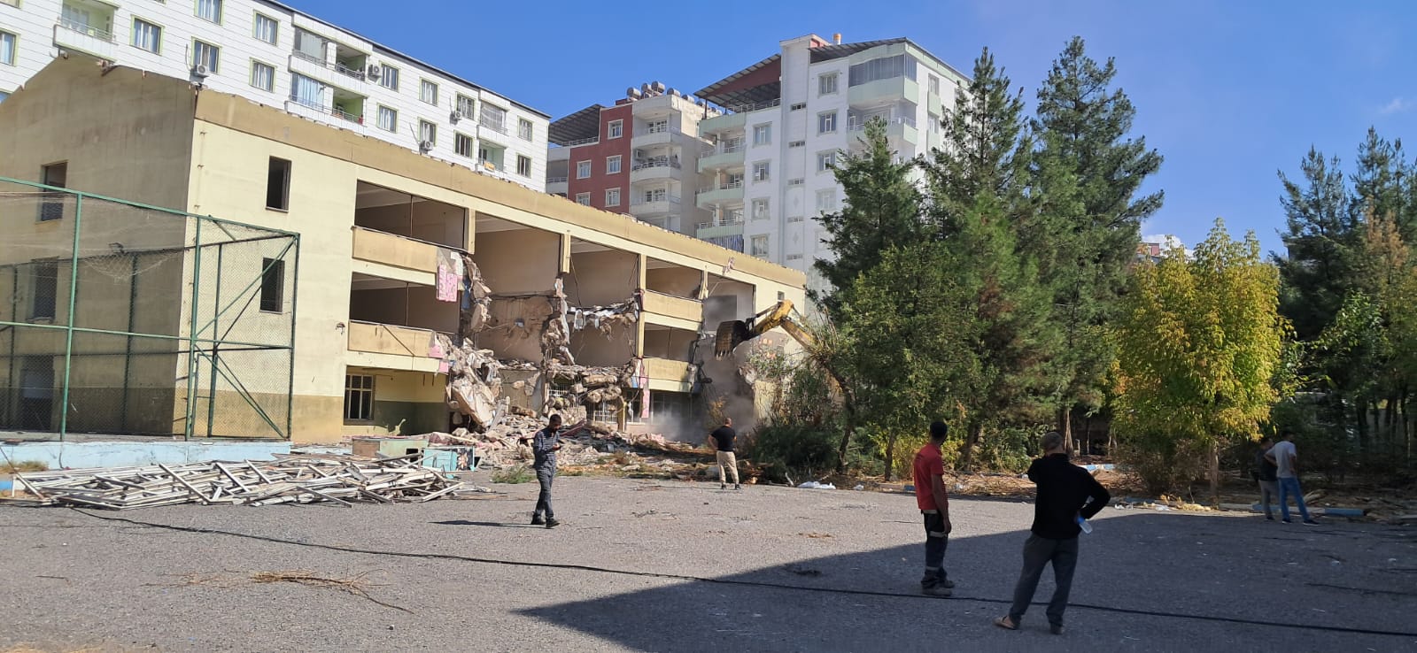 Tarihi Binaya İlk Kazma: On Binlerce Öğrenciyi Aydınlattı