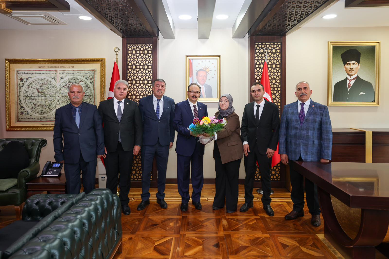 Vali Kızılkaya, Muhtarları Makamında Ağırladı