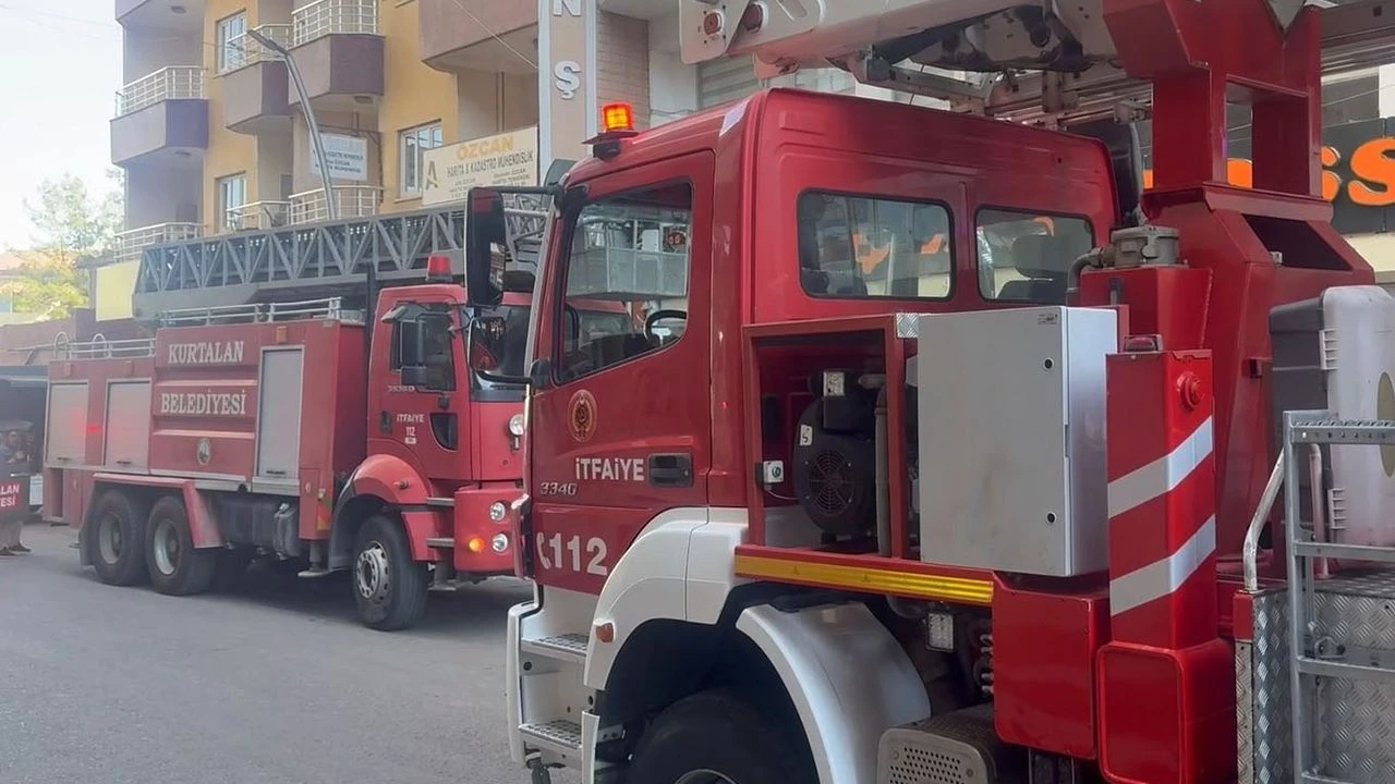 Kurtalan Yenidoğan Mahallesi’nde Yangın: 5 Kişi Yaralandı
