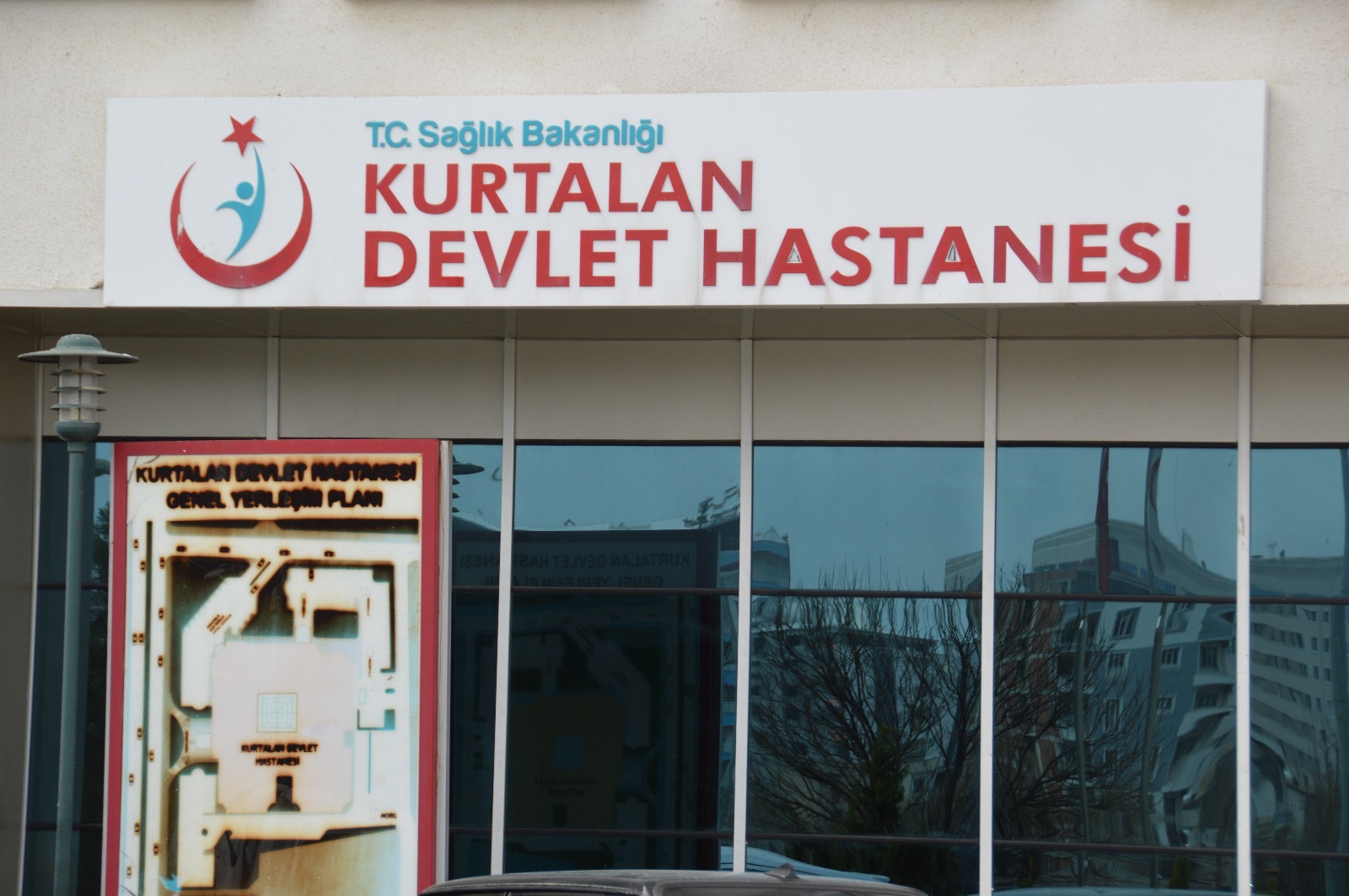 Kurtalan’da Traktör Devrildi: Yaralanan İki Kardeş Hastaneye Kaldırıldı