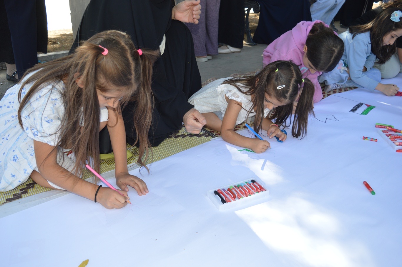 Minik Eller Gazze İçin Çizdi, Kalpler Filistin İçin Atıyor