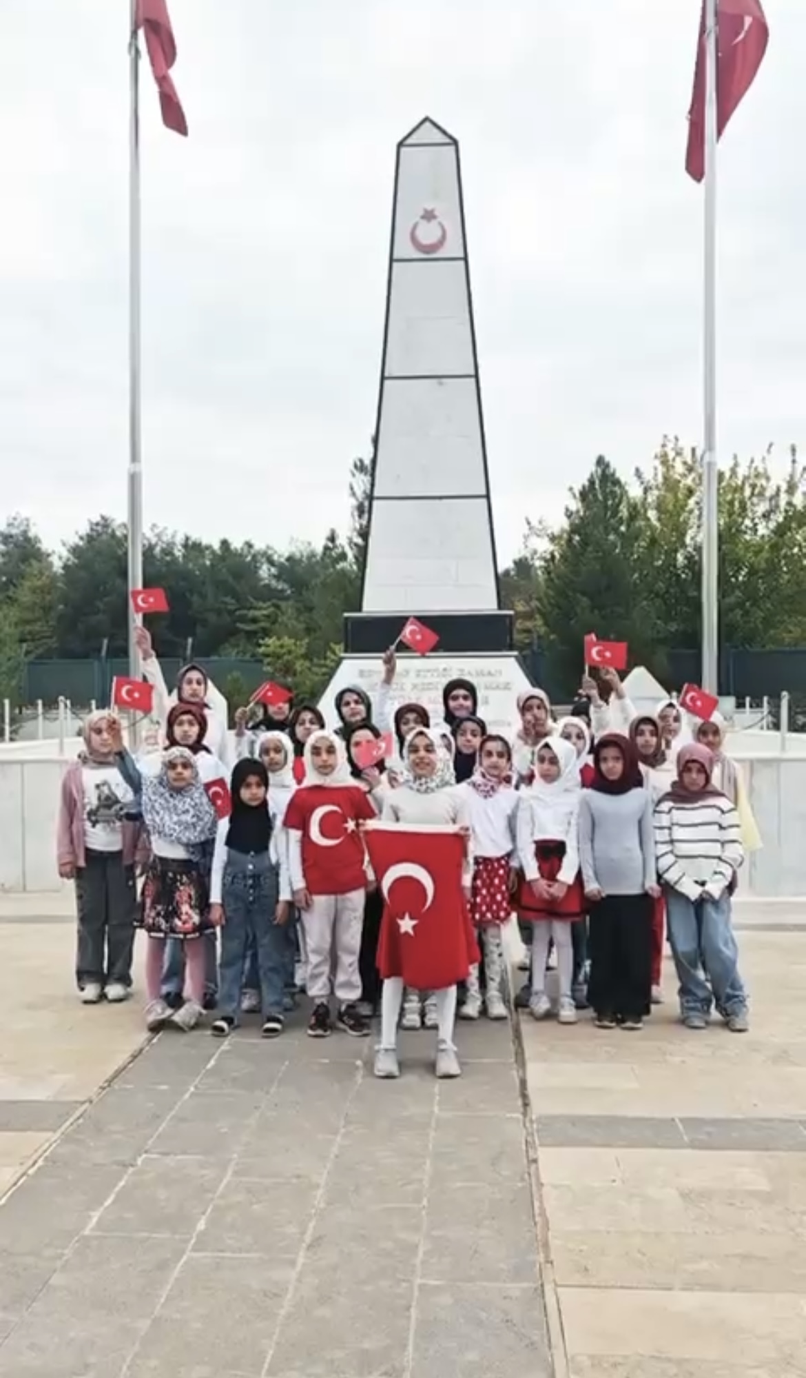 Muhacirun Kız Kur’an Kursu Öğrencilerinden Anlamlı Ziyaret