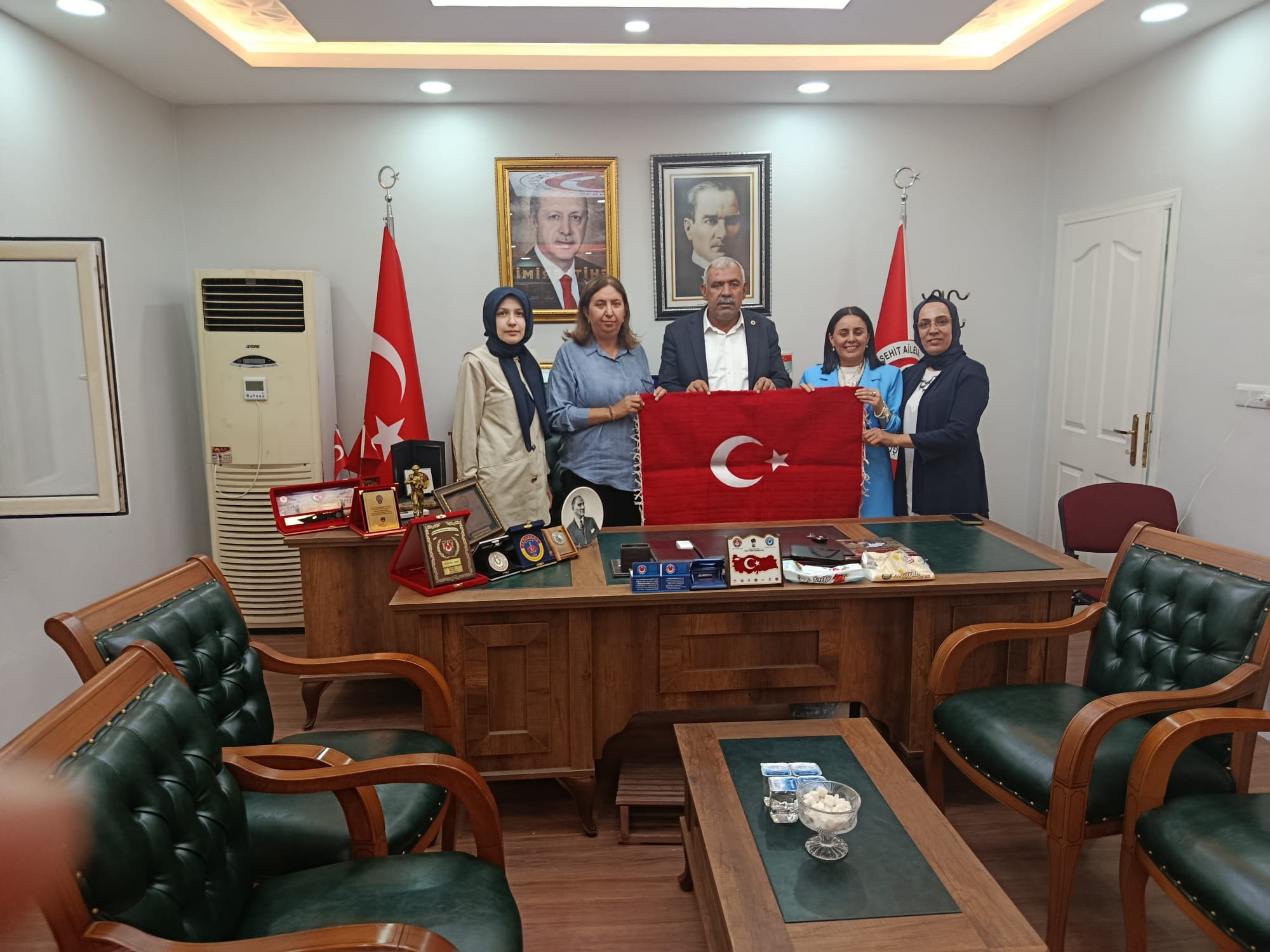 Terörsüz Türkiye’ye Doğru Bakan Müşaviri Hatice Atan Siirt’te