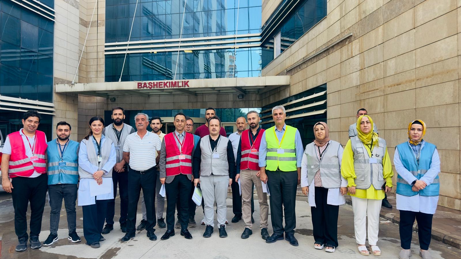 Siirt Eğitim ve Araştırma Hastanesi’nde Deprem ve Yangın Tatbikatı