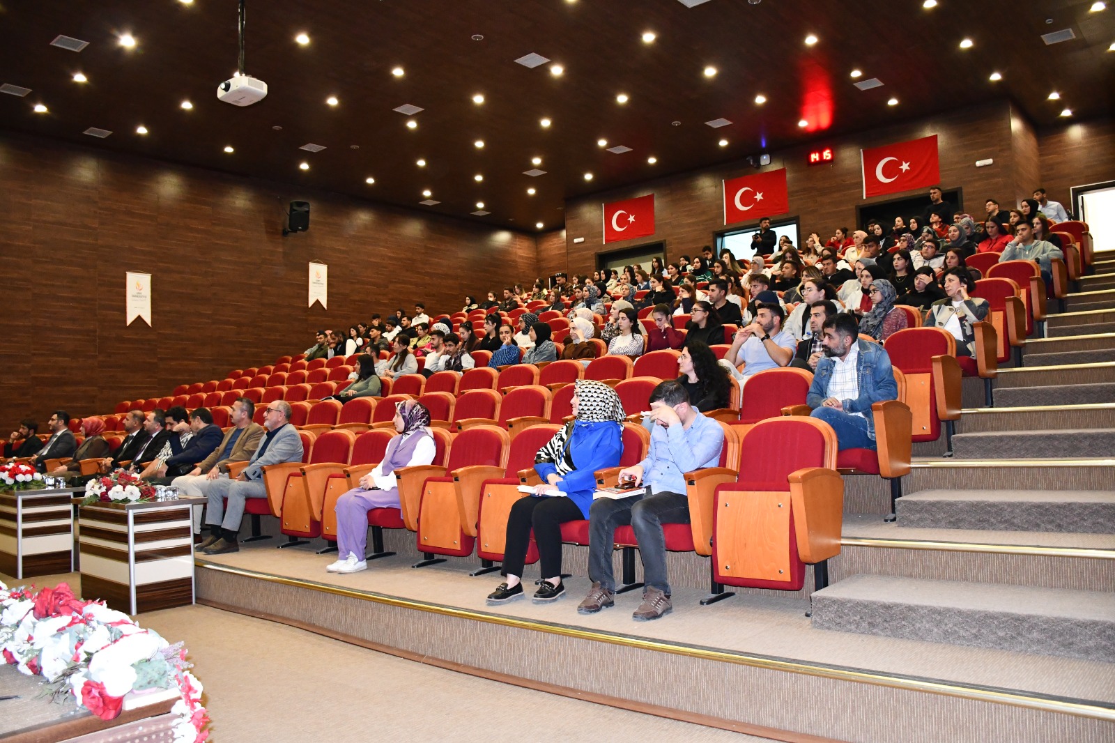 Aile Yılı Etkinlikleri Kapsamında Siirt Üniversitesi’nde Anlamlı Konferans Düzenlendi