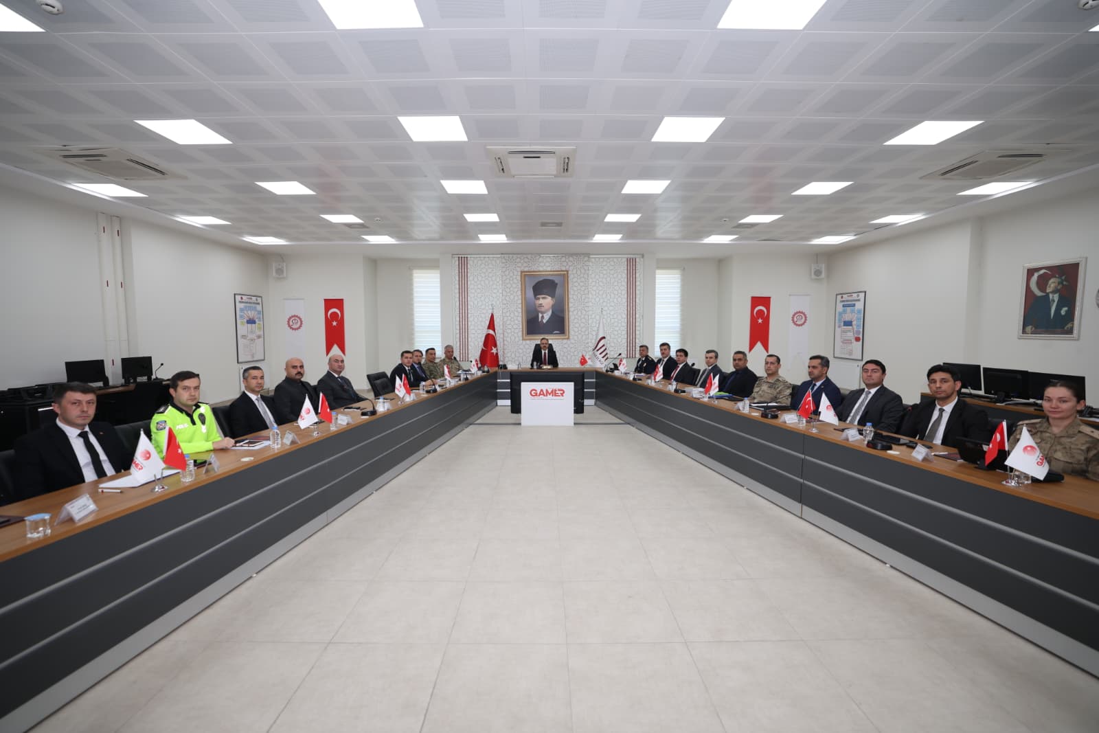 Vali Kızılkaya, Ekim Ayına İlişkin Asayiş ve Güvenlik Çalışmalarını Kamuoyu İle Paylaştı