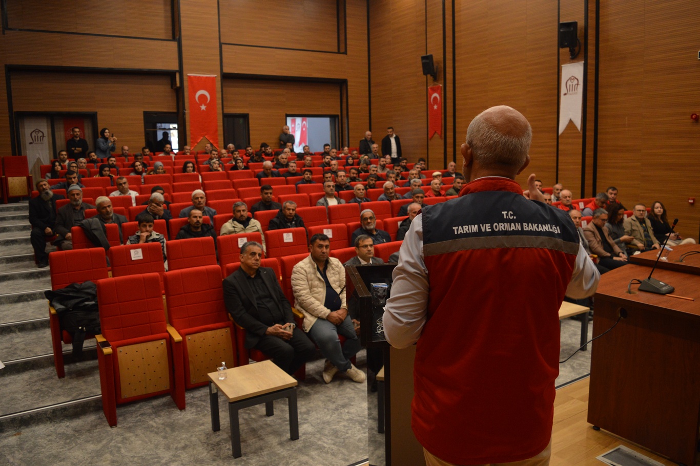 Siirt Fıstığında Yeni Dönem: Bilimsel Tekniklerle Verim Artışı Hedefleniyor
