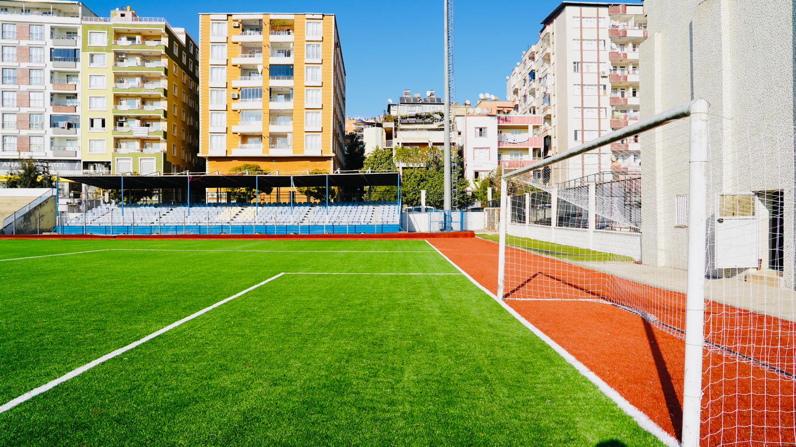 2 Nolu Çim Saha Hazır, Onarım Çalışmaları Tamamlandı