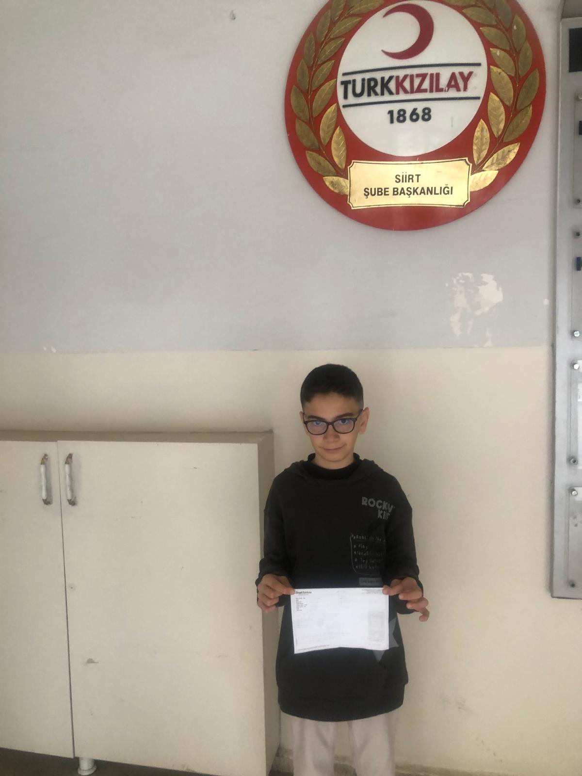 Yüreği Büyük Öğrenci Harçlıklarını Gazze’ye Bağışlıyor