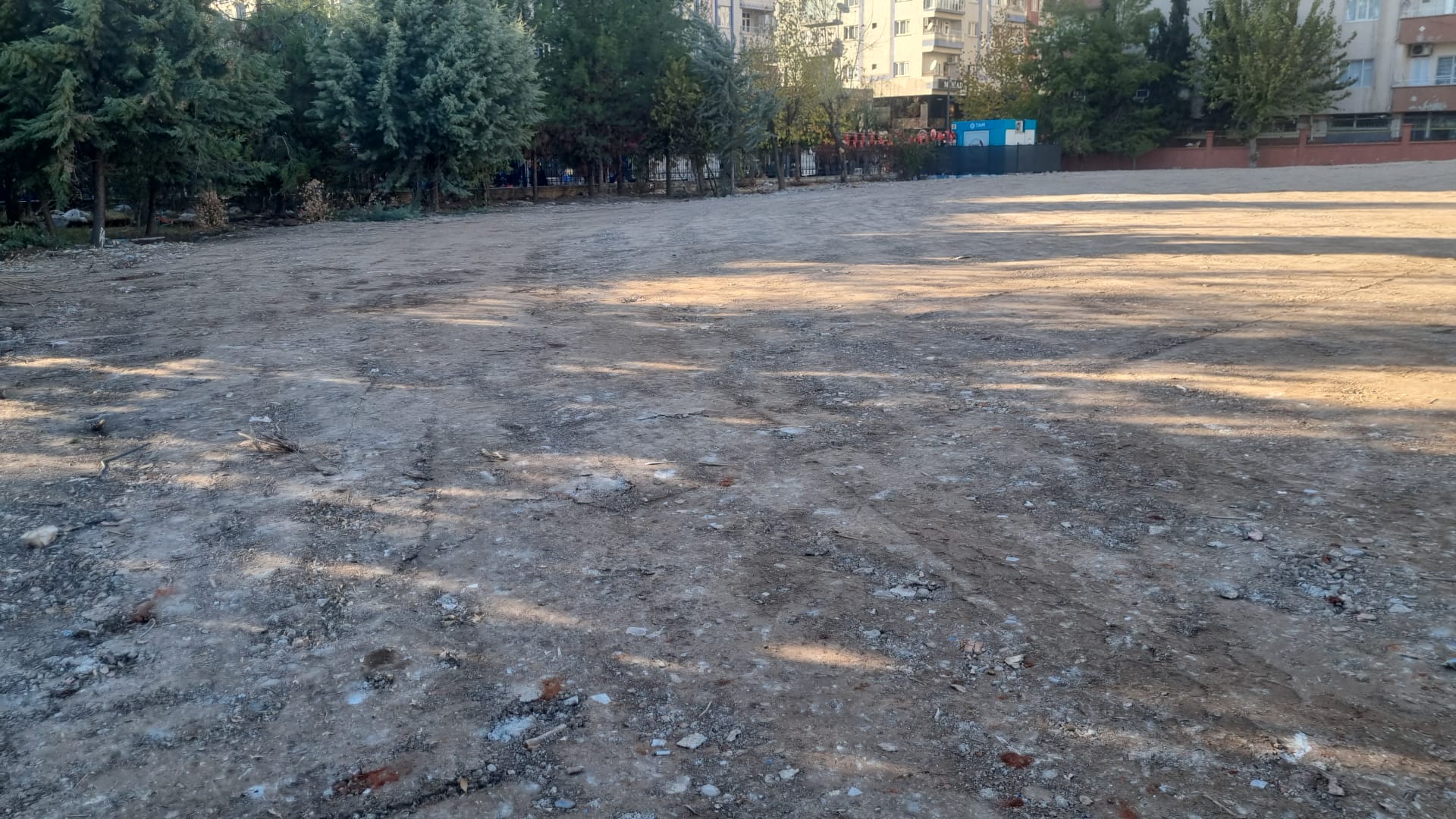 Biz Duyurmuştuk, Siirt Lisesi Alanı Geçici Otopark Yapıldı