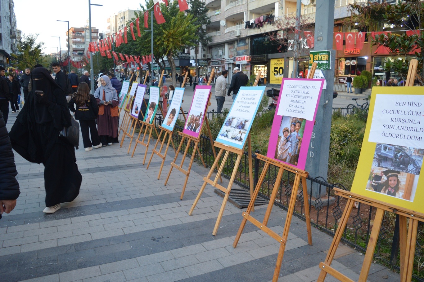 Dünya Çocuk Hakları Günü’nde Gazze İçin Sessiz Çığlık: “Artık Çocuklar Ölmesin”