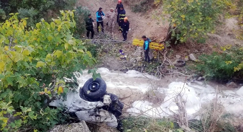Siirt’te Metrelerce Yuvarlanan Araç Bir Gün Sonra Bulundu! 1 Ölü, 1 Yaralı