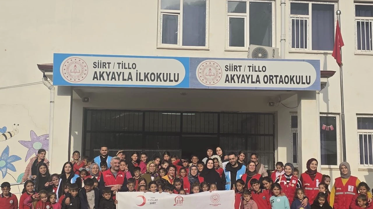 Tillo’da “Minik Kalplere Minik Dokunuşlar” Eğitimi