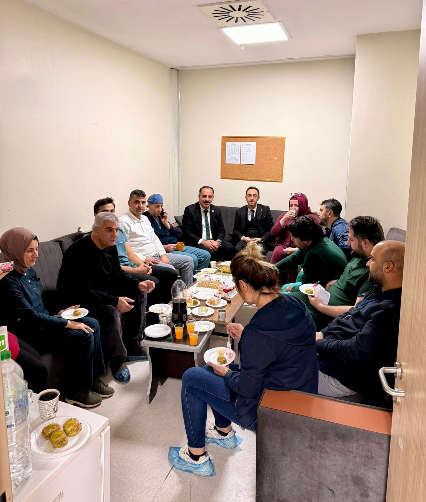 Anestezi Teknisyen ve Teknikerleri Günü, Başkan Eviz Günlerini Kutladı