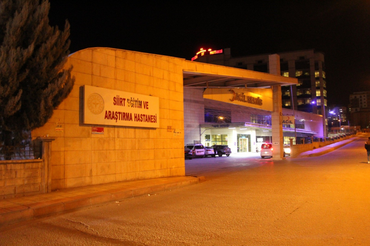 Siirt’te Korkunç Kaza! 11 Yaşındaki Çocuk Bacağını Çapa Makinesine Kaptırarak Ağır Yaralandı