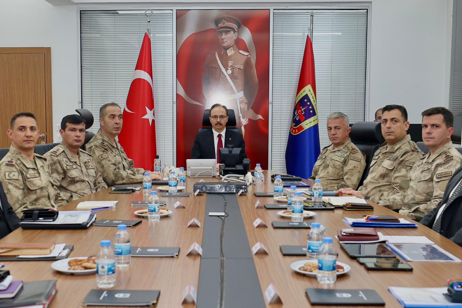 Vali Kızılkaya: “Jandarmamız, Siirt’imizin Huzuru İçin Gece Gündüz Görev Yaparak Önemli Başarılara İmza Atıyor”