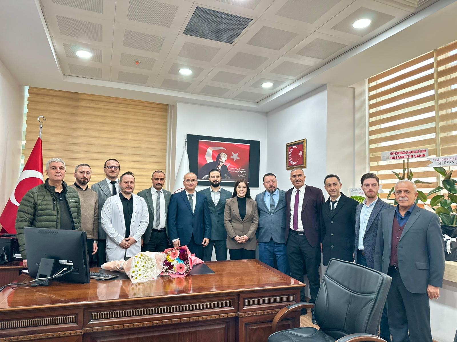 Siirt Eğitim ve Araştırma Hastanesi Başhekimi Prof. Dr. Servet Yolbaş, Görevi Devraldı