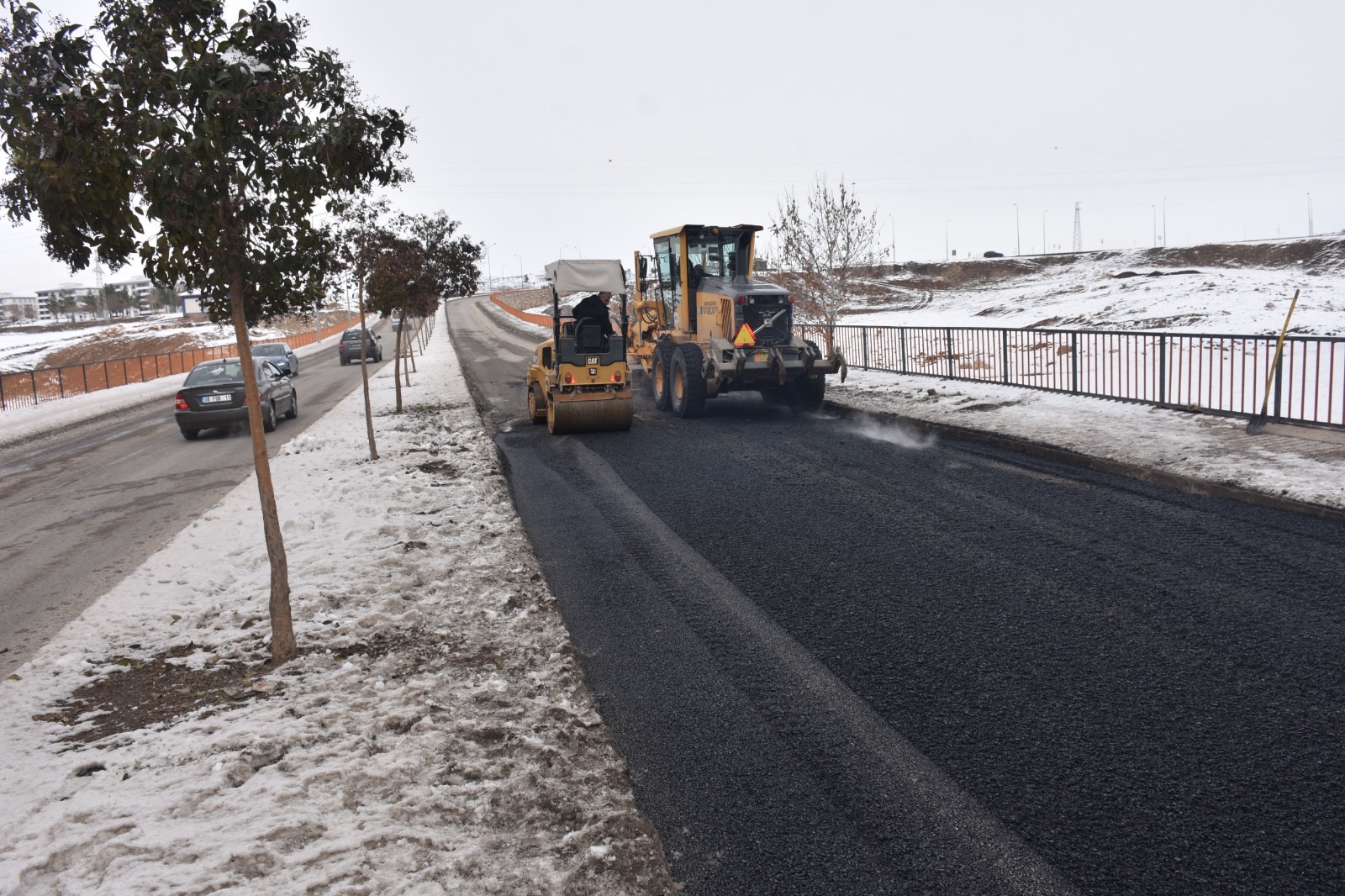 Siirt Belediyesi Altyapı ve Yol Bakım Çalışmalarını Aralıksız Sürdürüyor