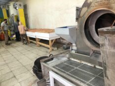 Siirtli Firma Market Zincirlere Fıstık Satıyor