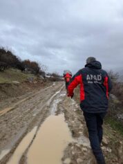 Barınak ve Çadırları Yıkılan 20 Kişilik Ailenin İmdadına Devlet Kurumları Yetişti