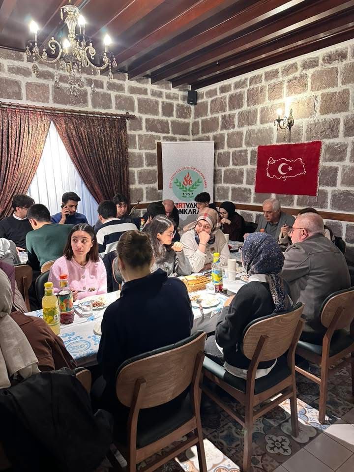 Ankara’da Öğrencilere Ramazan Çeki