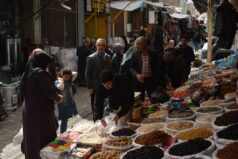 Bayram Öncesi Şeker ve Lokuma Yoğun İlgi: Esnaf Kampanyalarla Vatandaşı Bekliyor